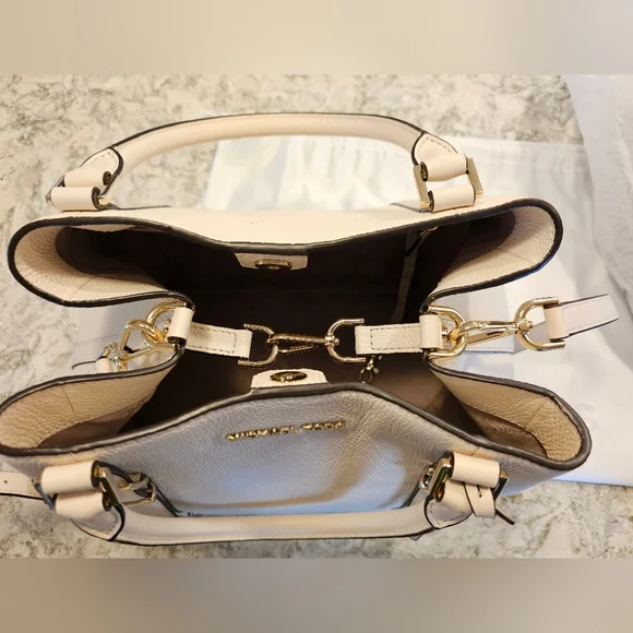 Michael Kors Bedford Legacy leather large grab tote - Picture 5 of 11